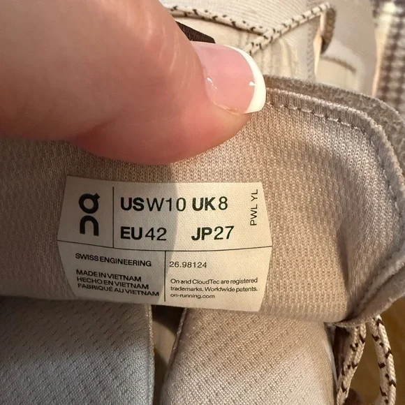 On Running Cream and Pink Sneakers - Picture 3 of 4